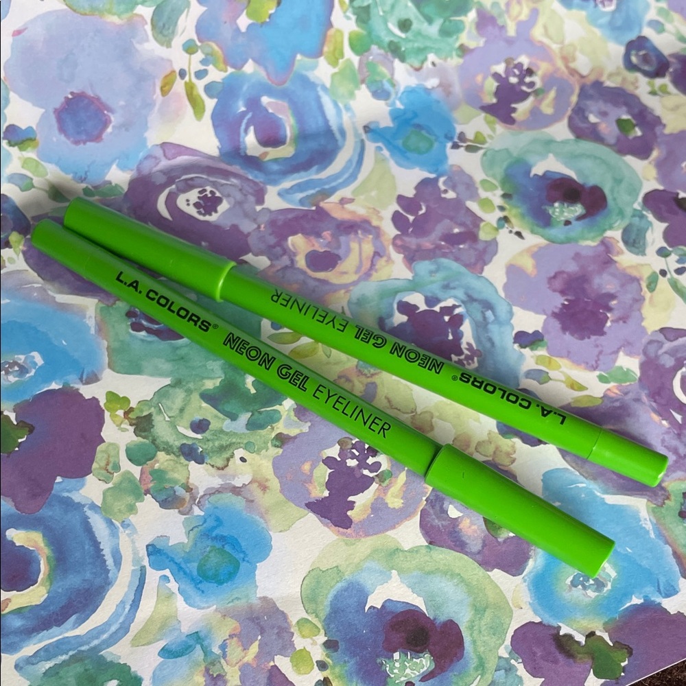 L.A. Colors New Neon Gel Eyeliner MANIC x2